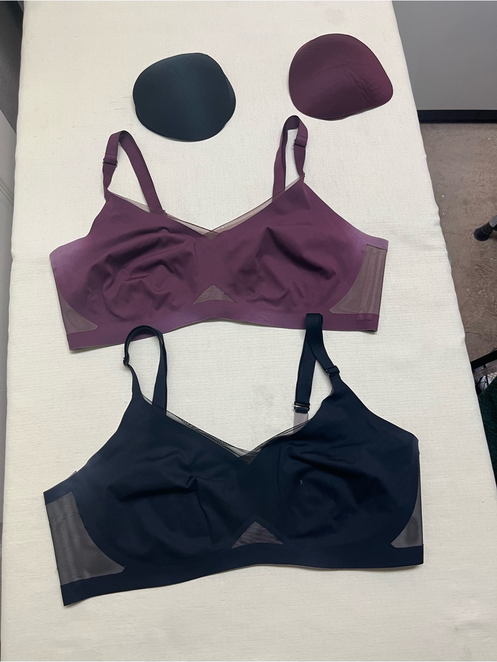 HoneyLove 1X lot of black & fig wireless bras - Picture 2 of 13